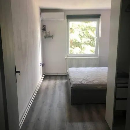 Apartment Camelia *