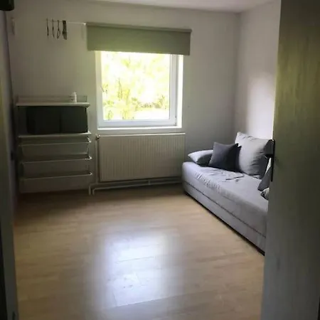 Camelia Apartment *